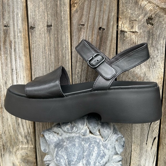 Camper Shoes - Camper Misia Platform Sandal Leather Black 41